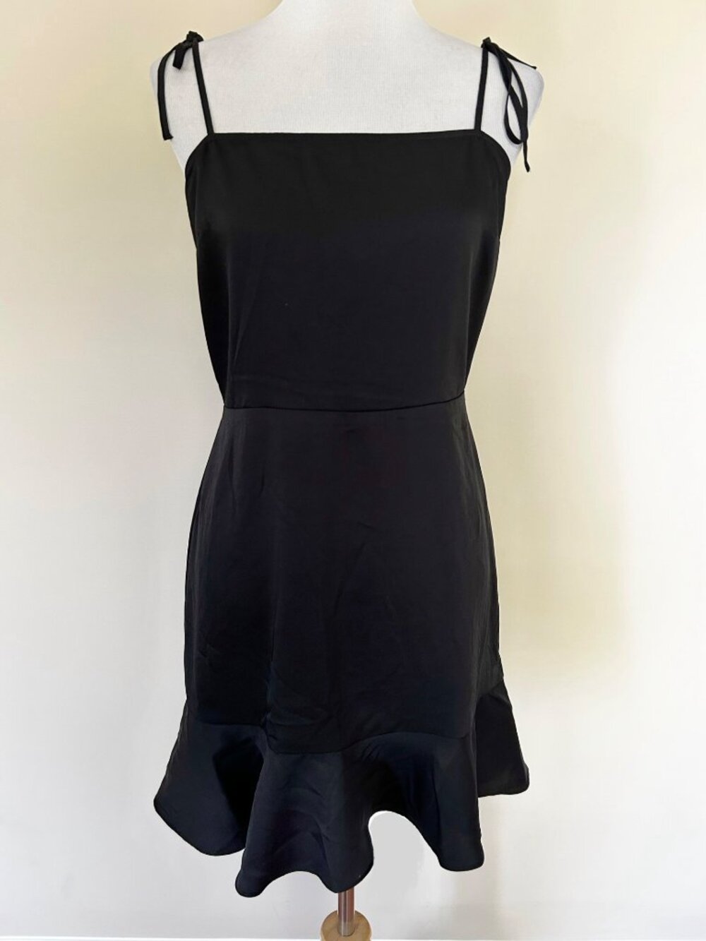NEW Express Slip Dress Short Ruffle Hem Minimalist Classic Size Medium Women's
